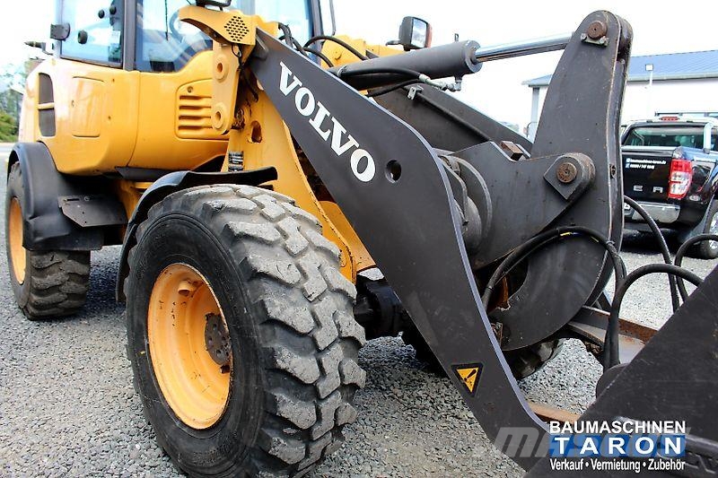 Volvo L25F * Klappschaufel + Palettengabel Фронтальные погрузчики
