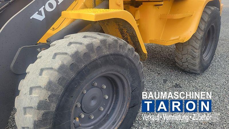 Volvo L30G (wie 1150 L35 TL100 906) Incarcator pe pneuri
