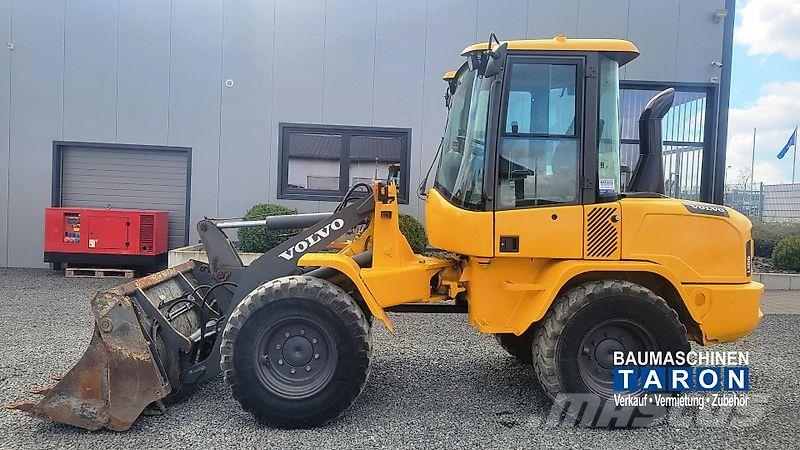 Volvo L30G (wie 1150 L35 TL100 906) Incarcator pe pneuri