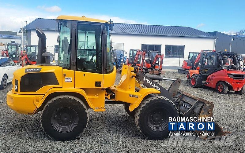 Volvo L30G (wie 1150 L35 TL100 906) Incarcator pe pneuri
