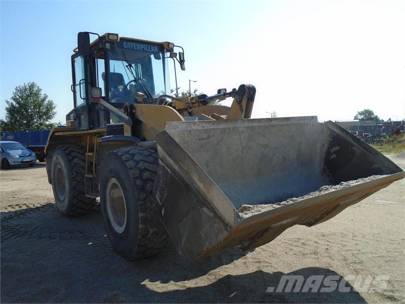 CAT 928 G Homlokakodó Колесни товарачи