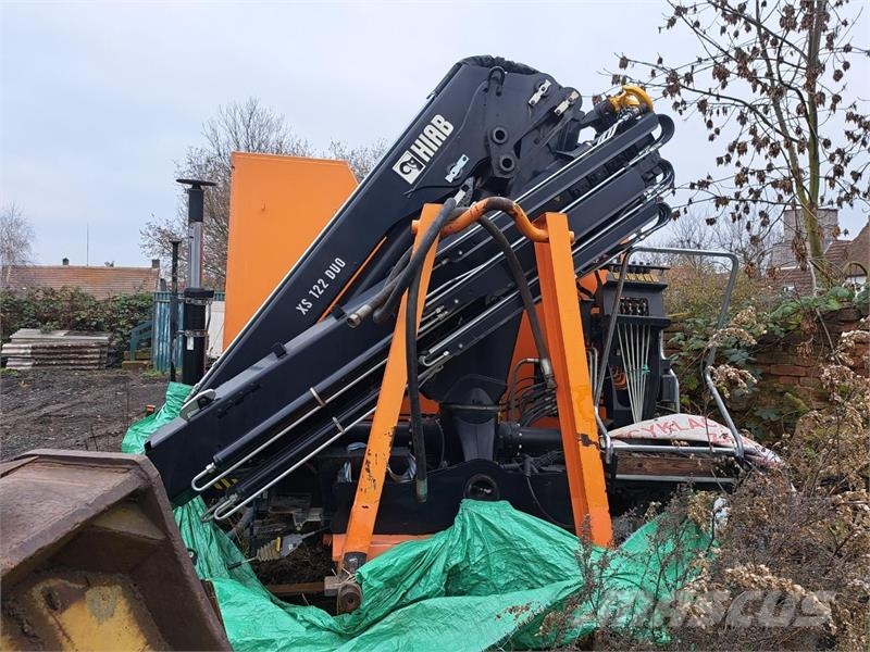 Hiab 122 E-S 3 Duo Mostové a portálové jeřáby