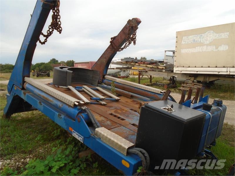 HYVALIFT NG2018 TXL Konténeremlő 貨櫃搬運機