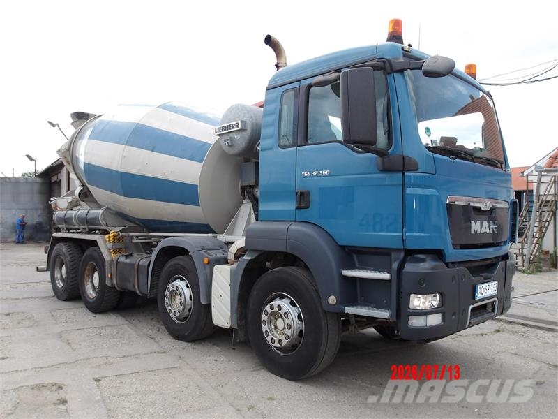 MAN TGS 32.360 8x4 Euro.5 Liebherr 9 m3 Betonmixers en pompen