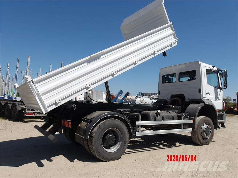 Mercedes-Benz Axor 1824 4x4 Euro 5 自卸式货车