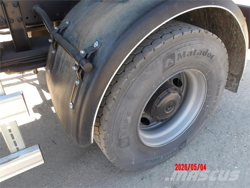 Mercedes-Benz Axor 1824 4x4 Euro 5 自卸式货车