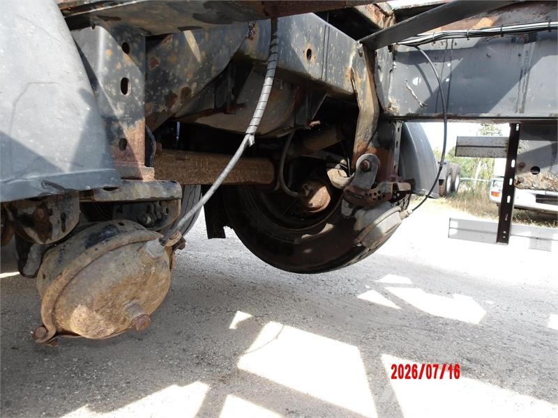 Svan NCH 303 Rönkszállító Semirremolques de transporte de madera