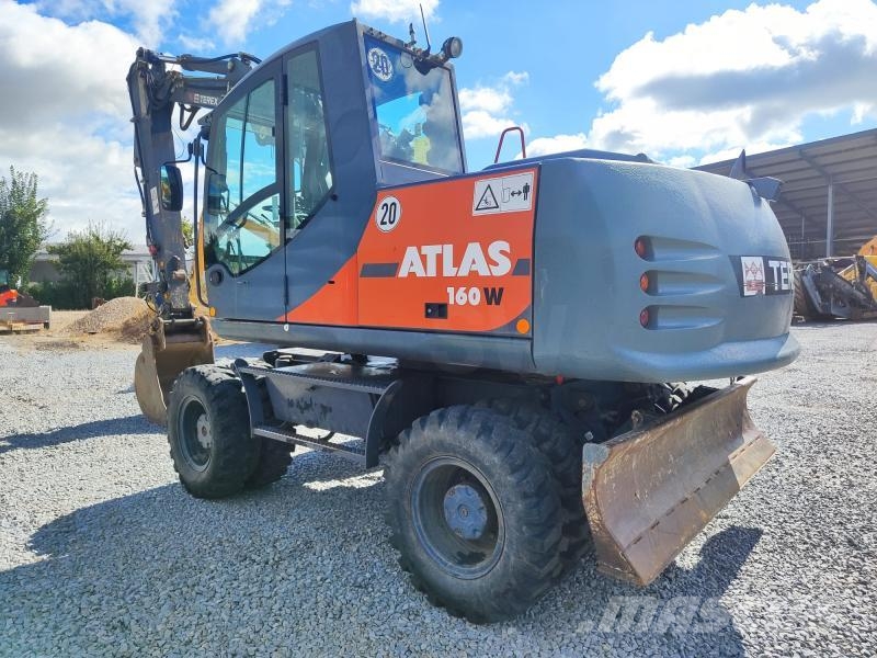 Atlas Copco TW160 Gumikerekes kotrók