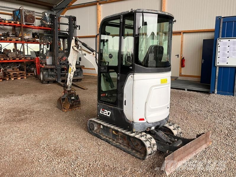 Bobcat E20 Mini rýpadla < 7t