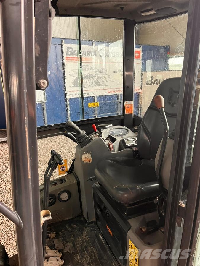 Bobcat E20 Mini rýpadla < 7t