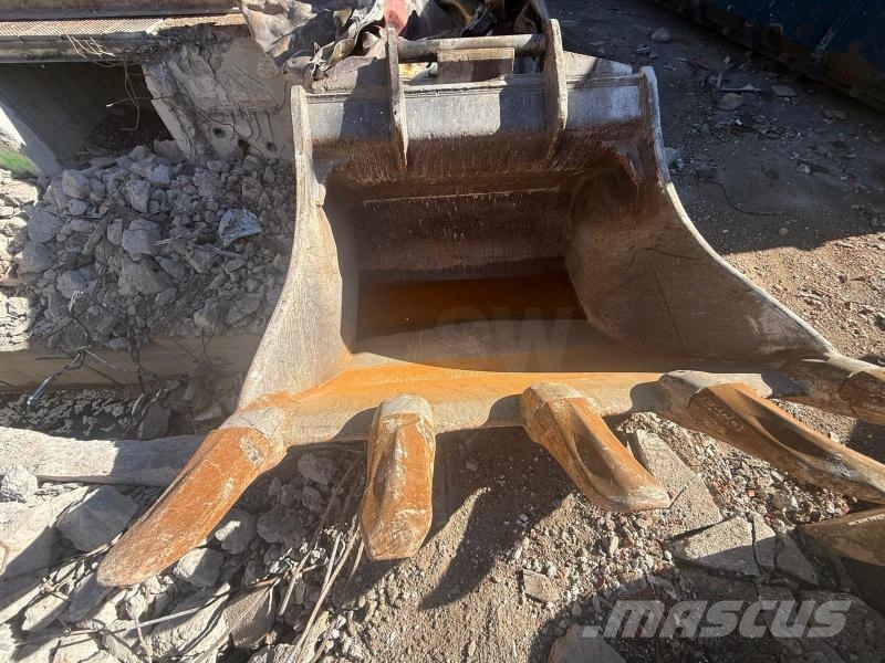 CAT 352F Escavadoras de rastos