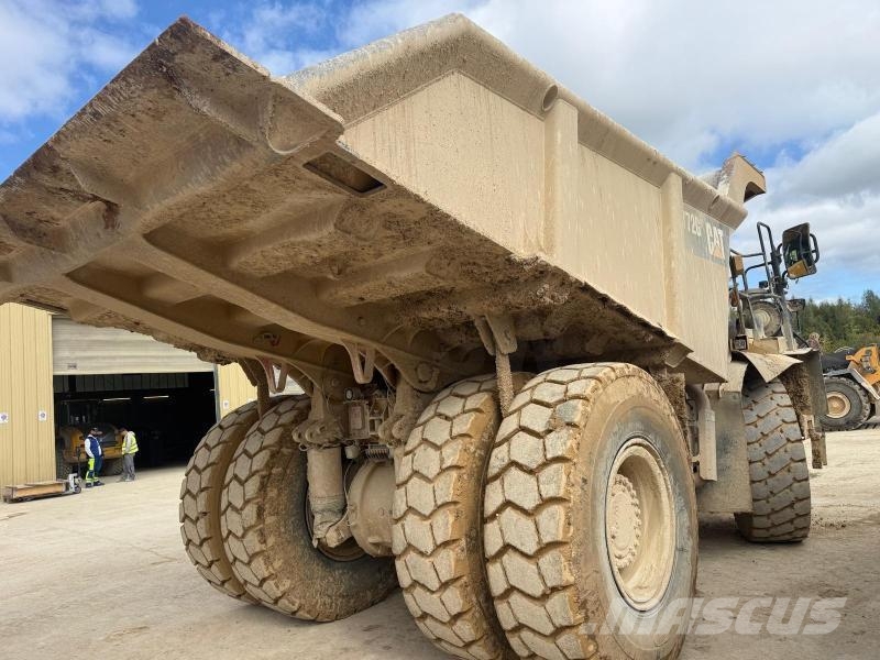 CAT 772G Camiones de volteo rigidos