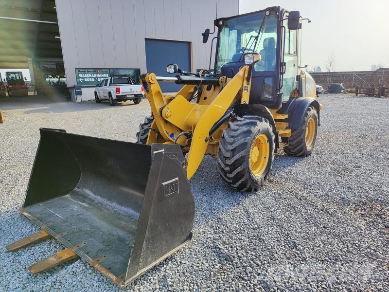 CAT 908 Ładowarki kołowe
