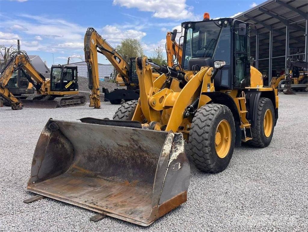CAT 910 Wheel loaders