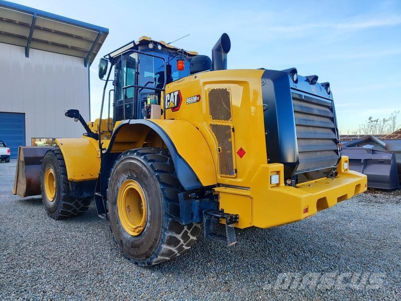 CAT 966M XE Pale gommate