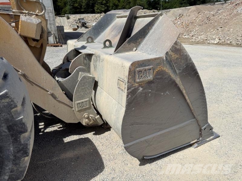 CAT 966M XE Iekrāvēji uz riteņiem