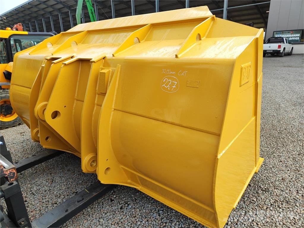 CAT 972G Chargeuse sur pneus