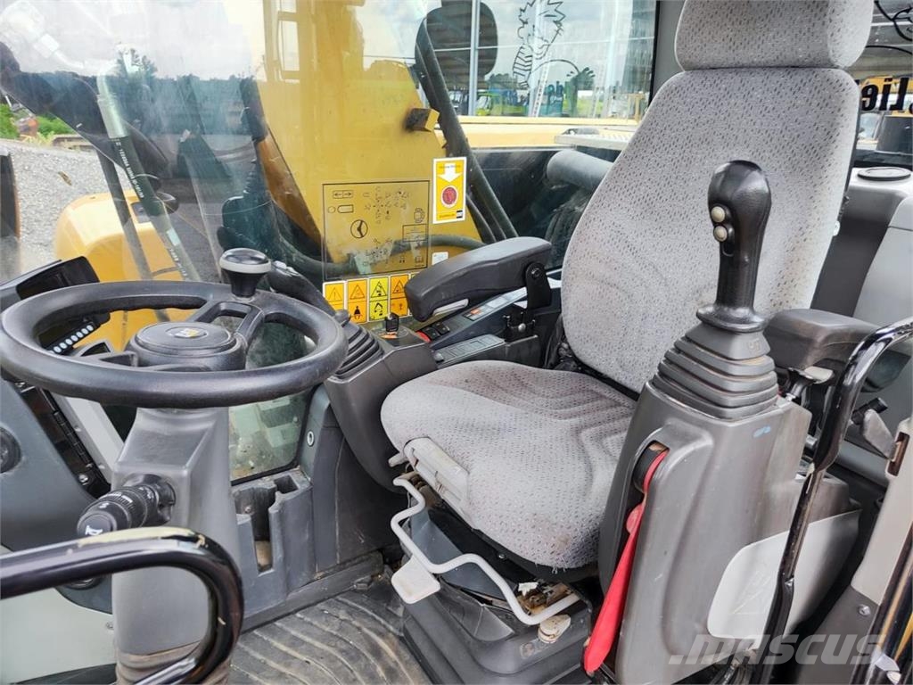 CAT M316F Ratiniai ekskavatoriai