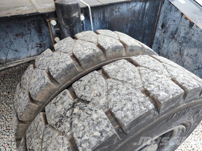 CAT MH3024 Materialumschlag