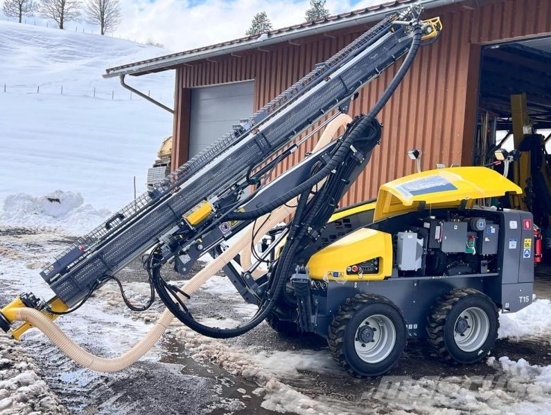 Epiroc Flexi Roc T15R Vrtacie stroje