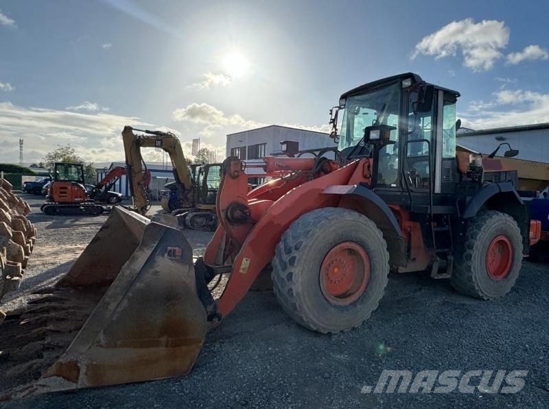 Hitachi ZW180-6 Kolesni nakladalci