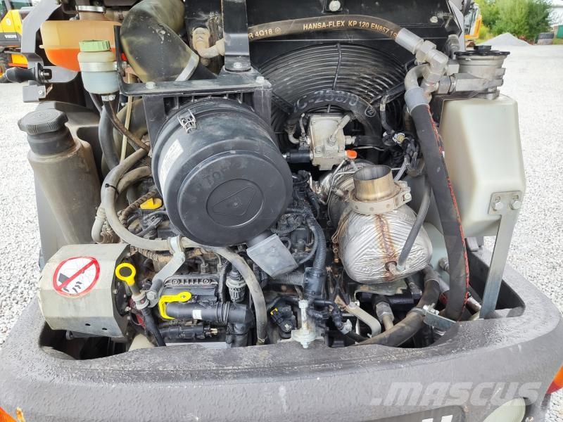 Hitachi ZW75 Φορτωτές με λάστιχα (Τροχοφόροι)