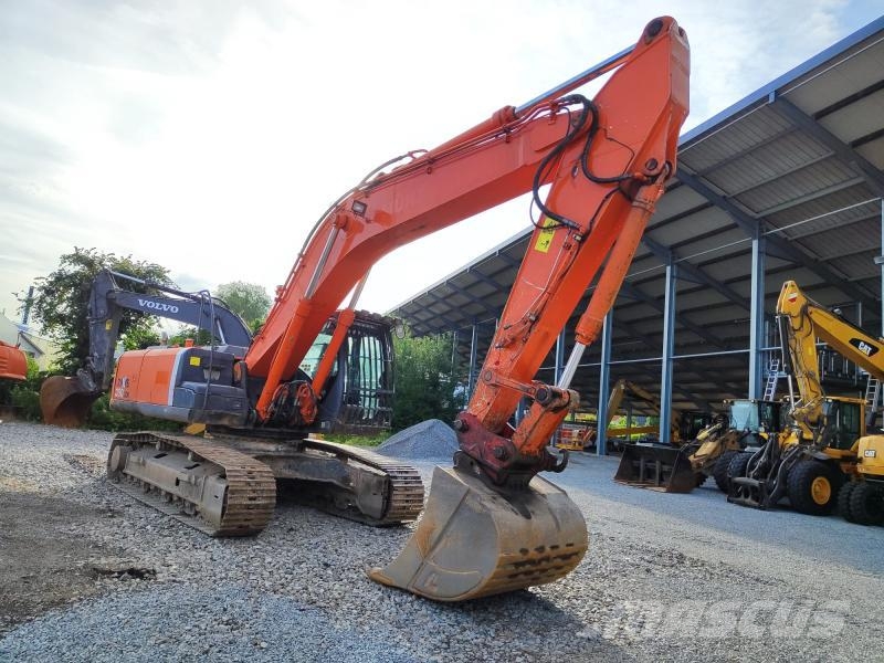 Hitachi ZX350LCN-3 حفارات زحافة