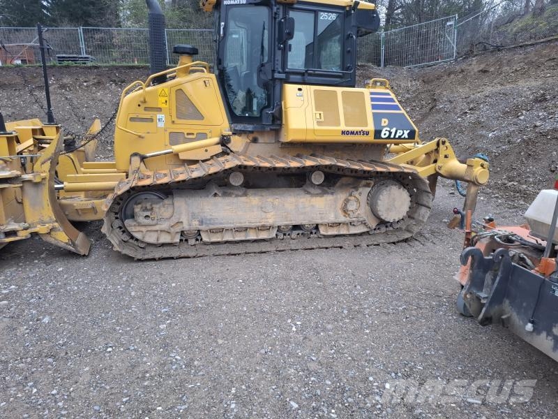 Komatsu D61PX-24 Pásové dozery