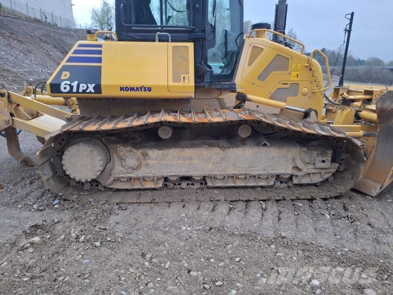 Komatsu D61PX-24 Pásové dozery