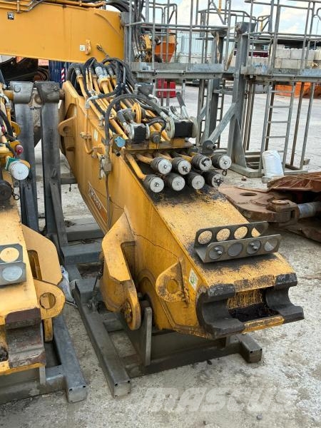 Komatsu PC390HRD-11 reparaturbedürftig Excavadoras de demolición