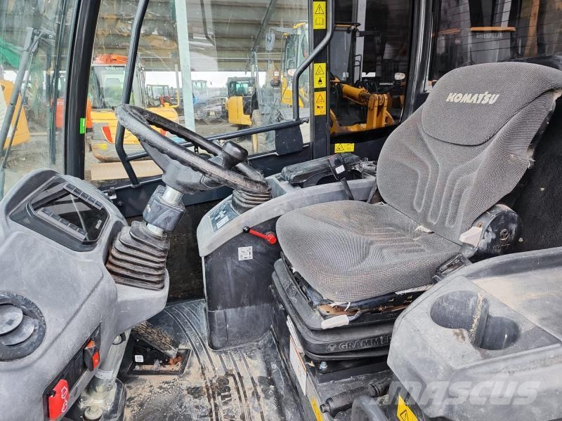 Komatsu WA80M-8 Wheel loaders