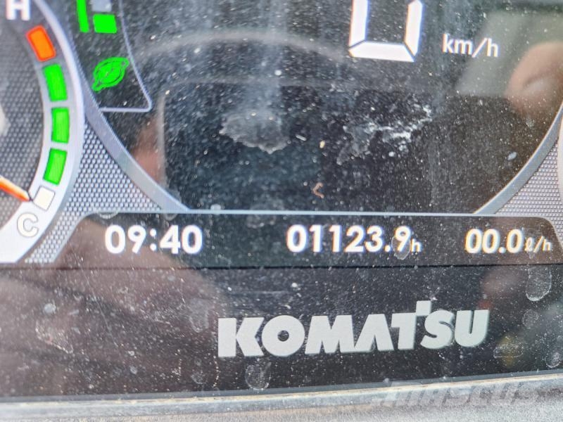 Komatsu WA80M-8 Wheel loaders