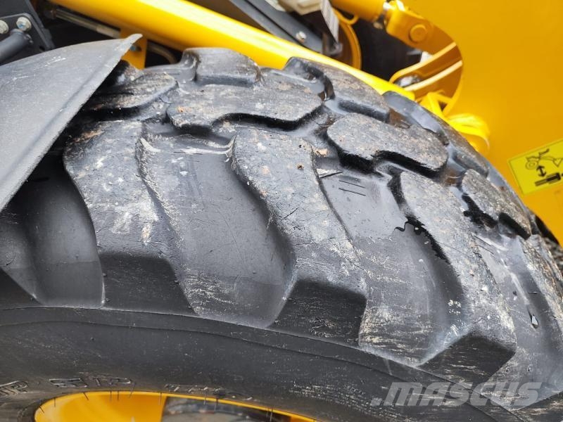 Komatsu WA80M-8 Radlader