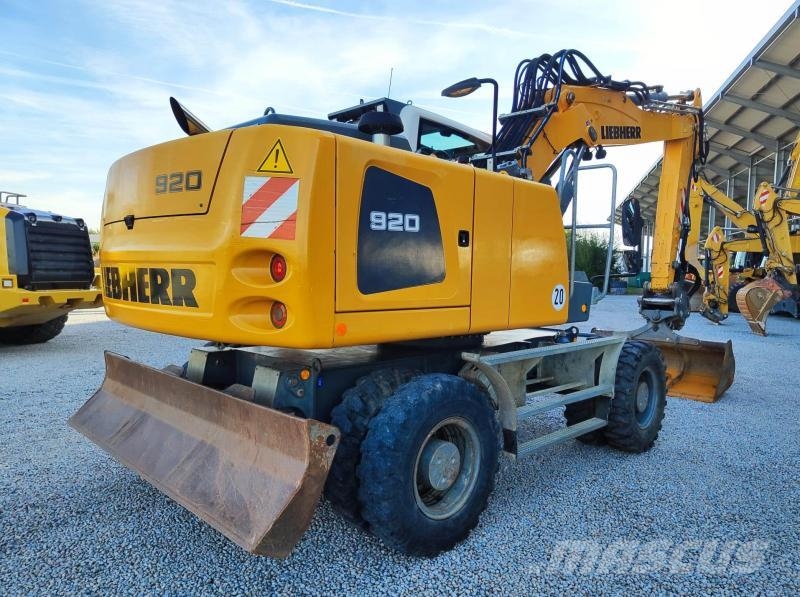 Liebherr A920 Litronic Pyöräkaivukoneet