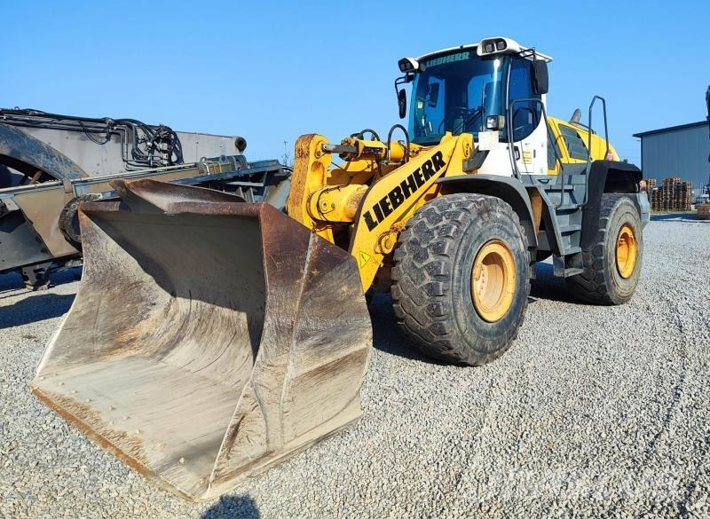 Liebherr L576 2plus2 Radlader