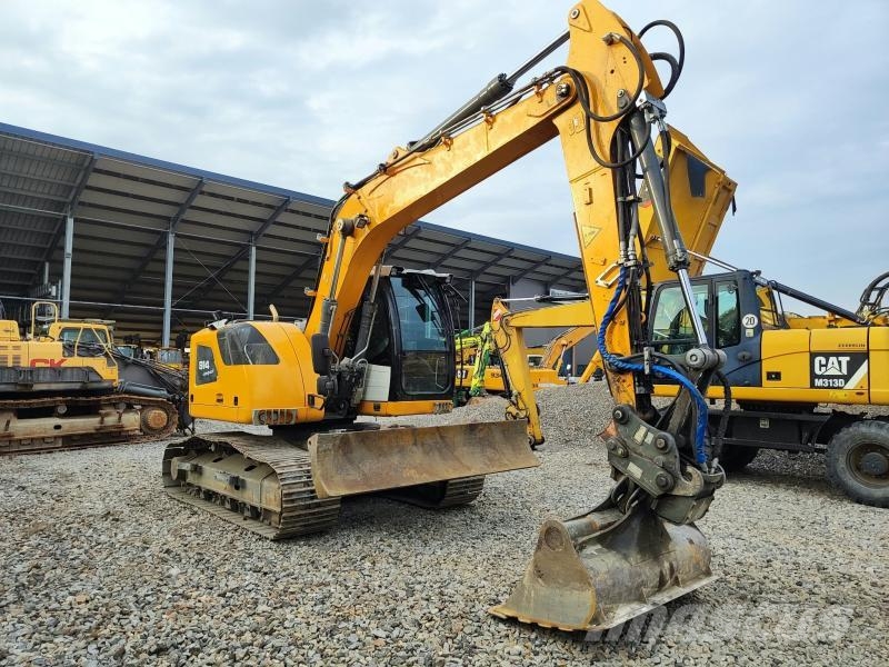 Liebherr R914 Compact Crawler excavators