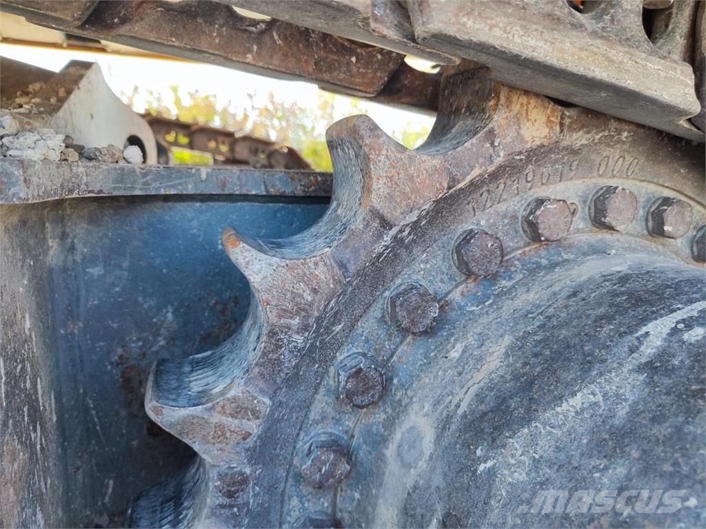 Liebherr R930NLC Raupenbagger