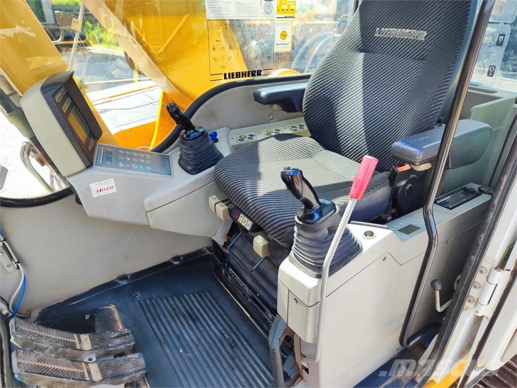 Liebherr R934C Long Reach Bandgrävare