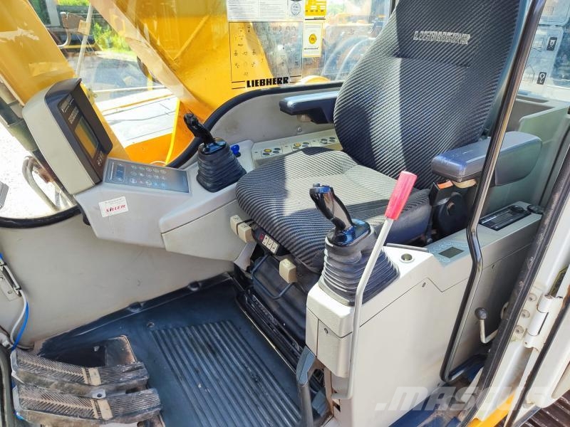Liebherr R934C Long Reach Roomikekskavaatorid