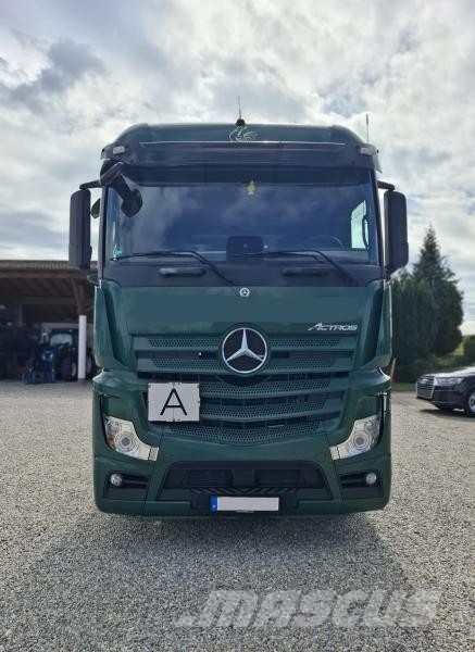 Mercedes-Benz Actros 2551 Camiones con gancho