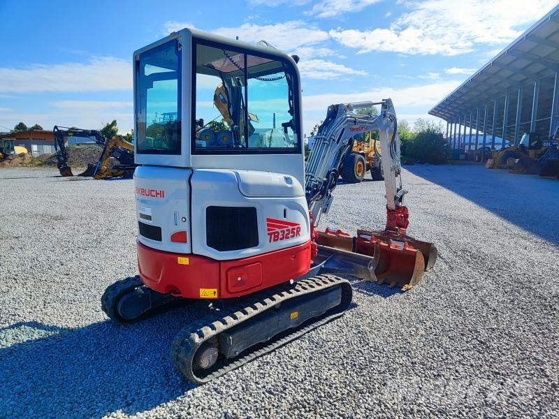 Takeuchi TB325R Miniescavadeiras < 7t (Mini escavadeiras)