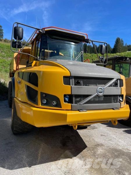 Volvo A25G Artikulētie pašizgāzēji