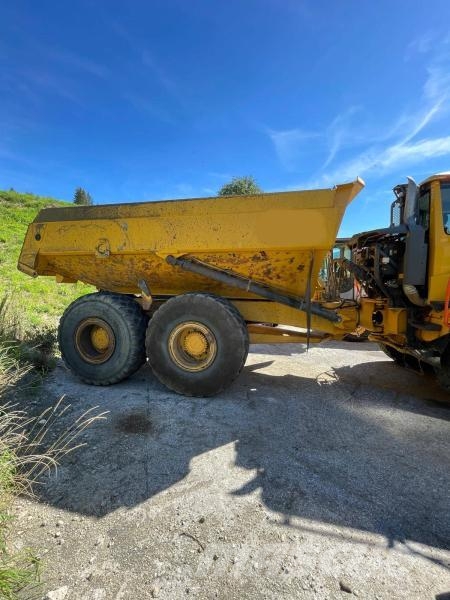 Volvo A25G Artikulētie pašizgāzēji