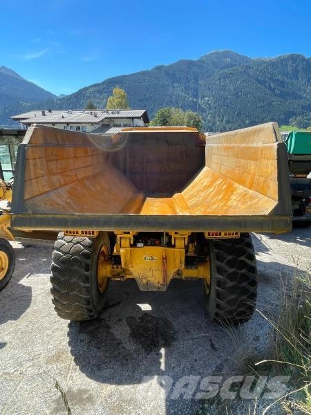 Volvo A25G Artikulētie pašizgāzēji