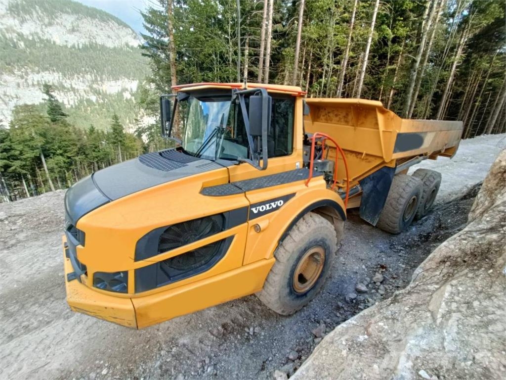 Volvo A25G Artikulētie pašizgāzēji