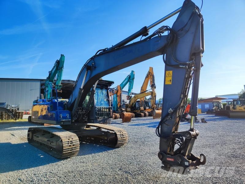 Volvo EC220DL Paletli ekskavatörler