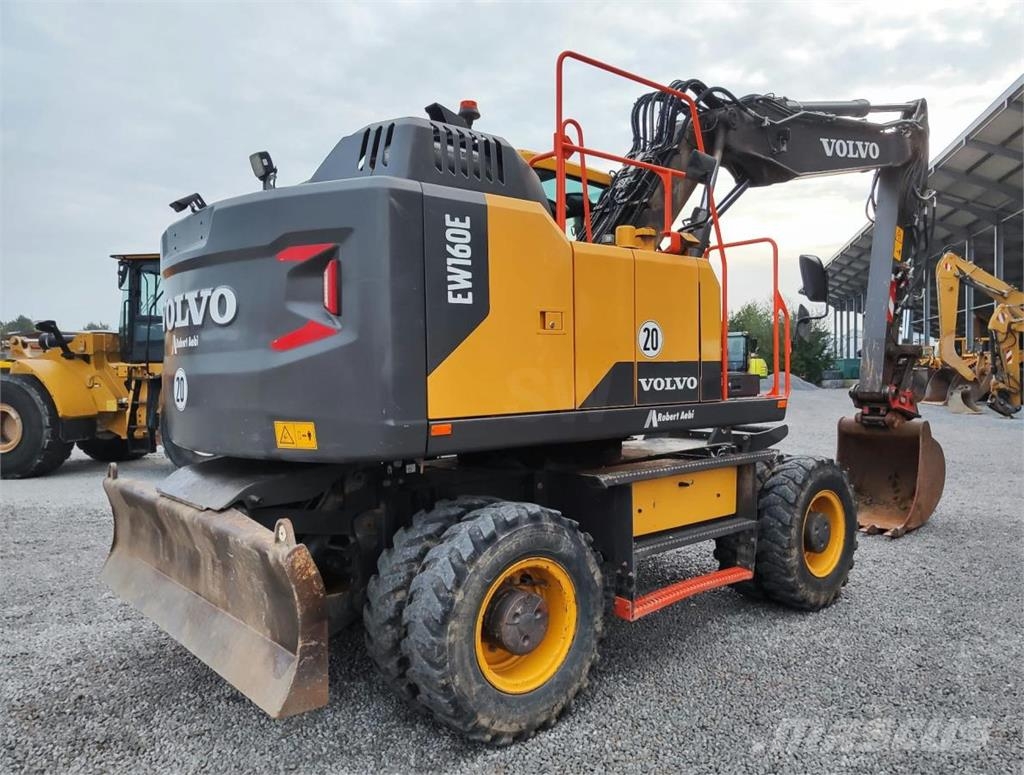 Volvo EW160E Pelle sur pneus