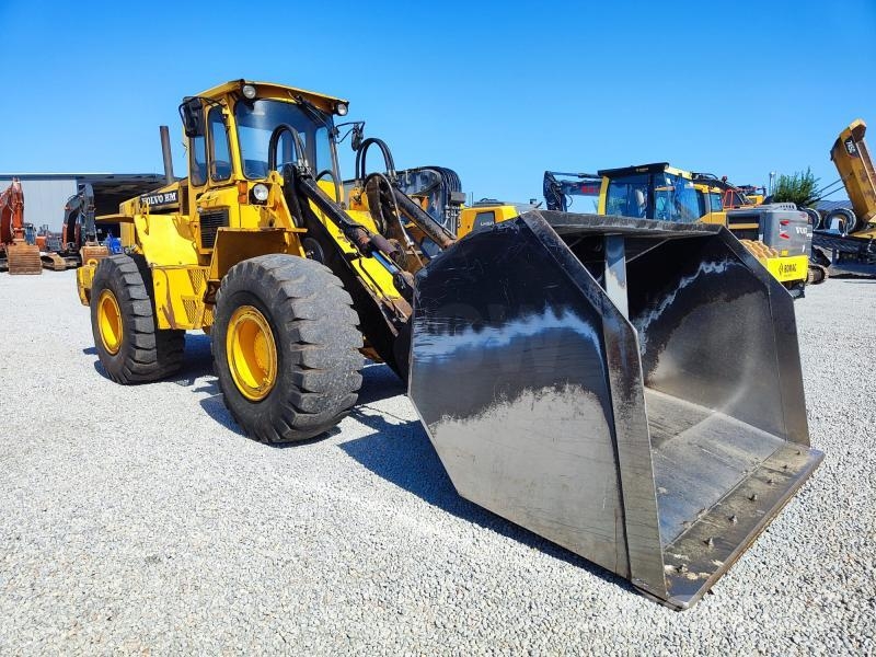 Volvo L 120 Pyöräkuormaajat