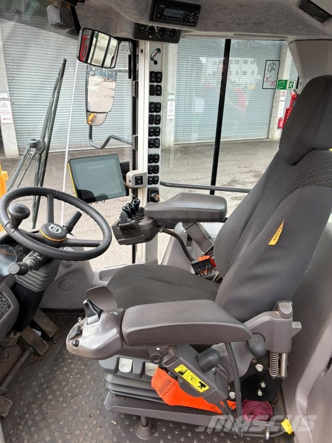 Volvo L110H Wheel loaders