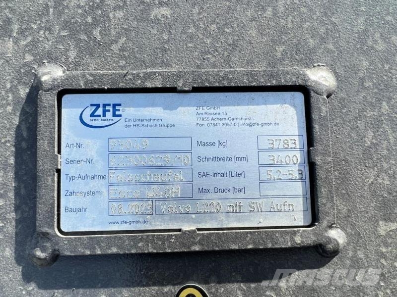 Volvo L220 Felsschaufel NEU Naudoti ratiniai krautuvai